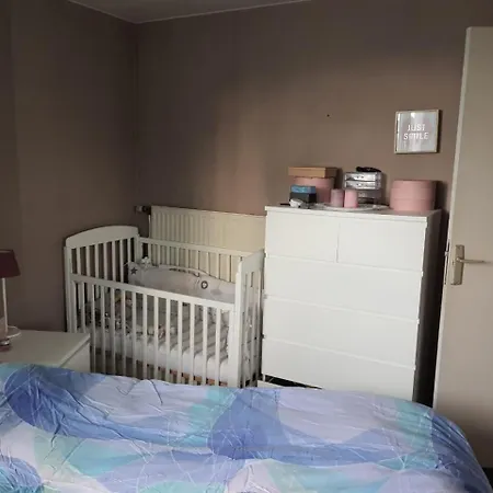 Apartment 3 Pieces A Fresnes *